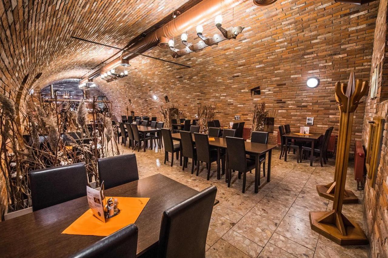 Penzion Sessler *** Trnava Exterior photo