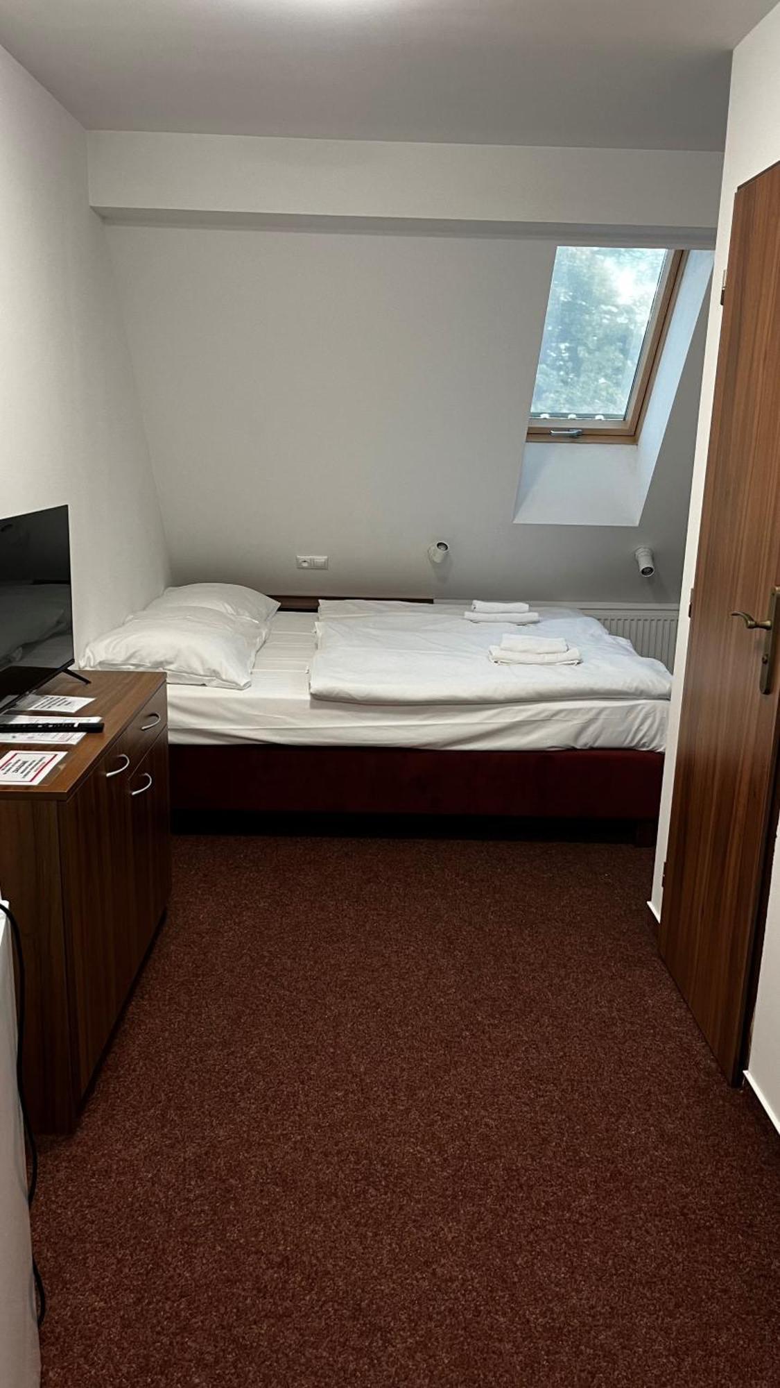Penzion Sessler *** Trnava Exterior photo