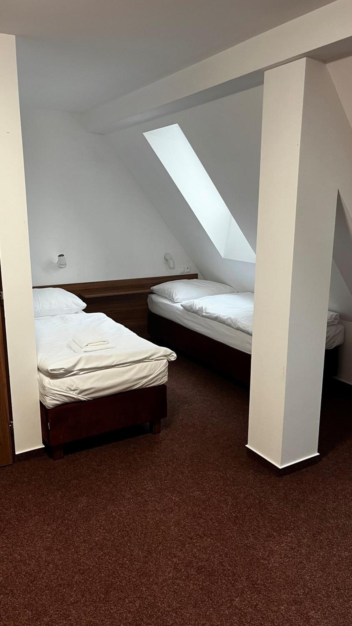 Penzion Sessler *** Trnava Exterior photo