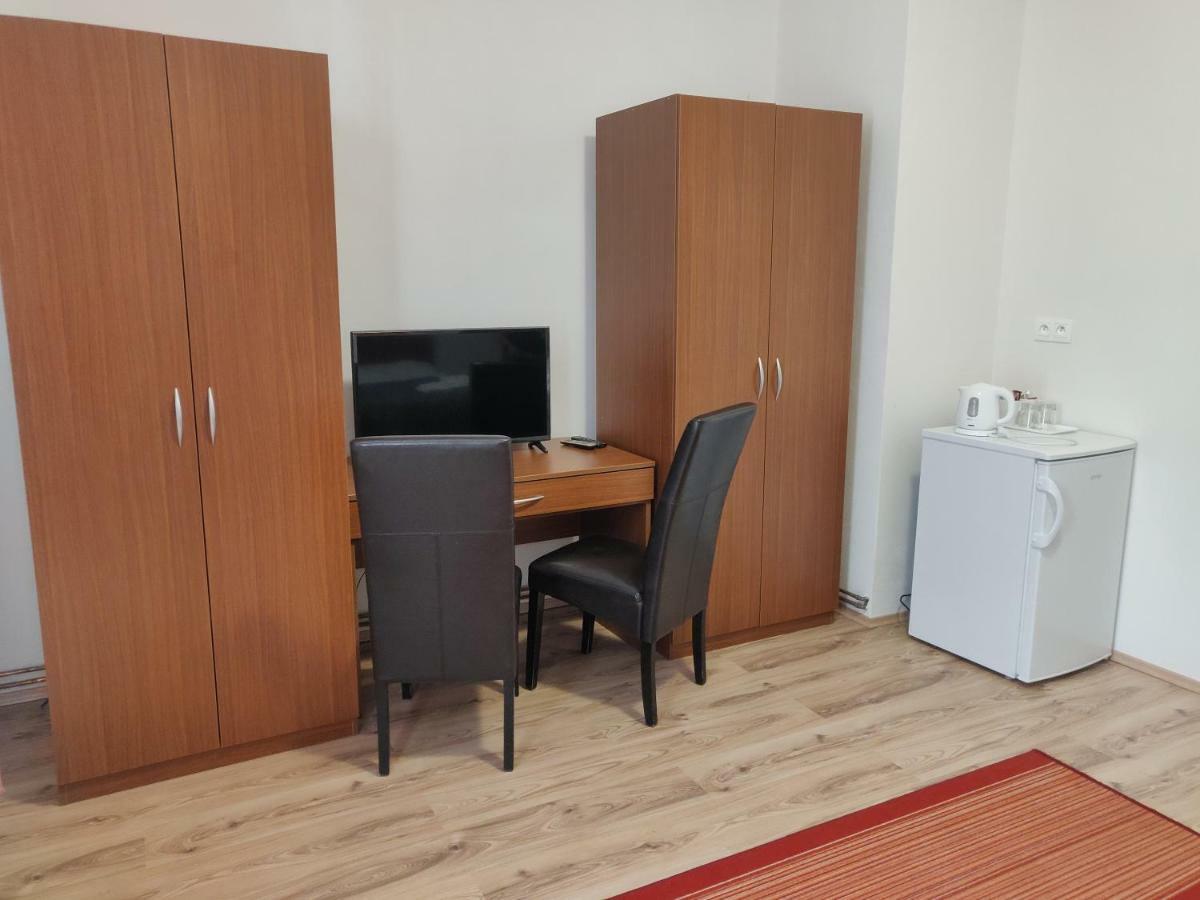 Penzion Sessler *** Trnava Exterior photo